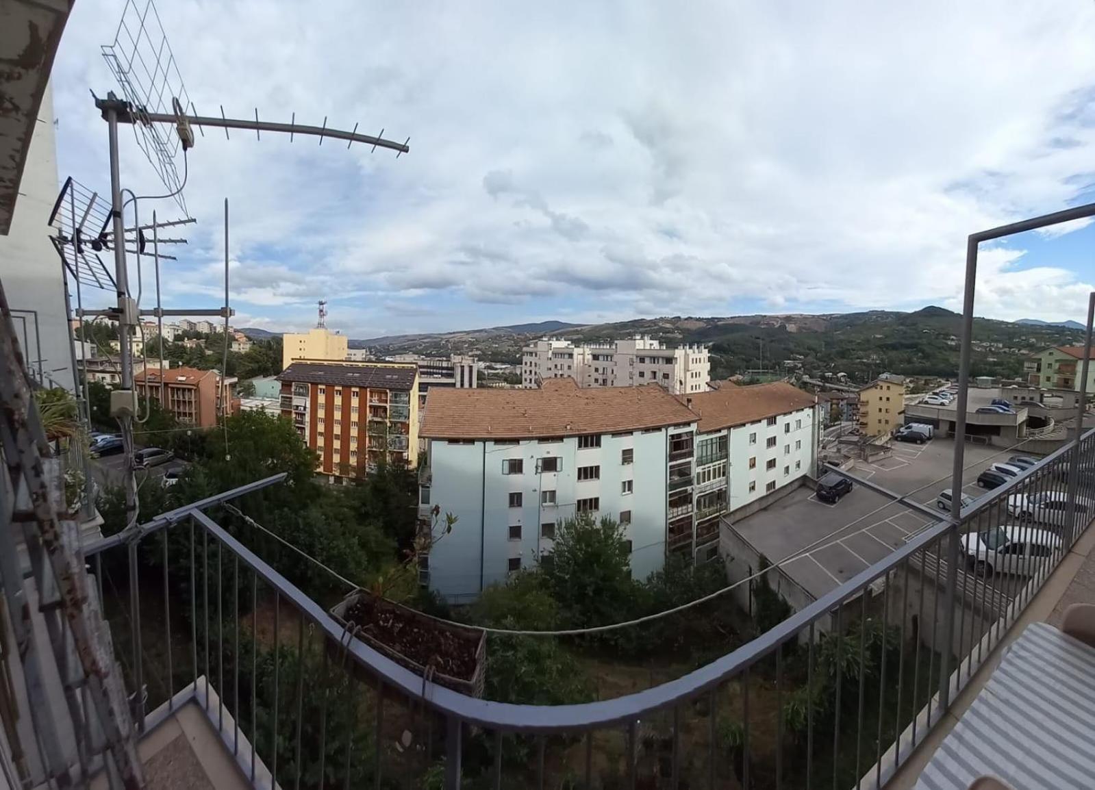 My Family Intero Appartamento Con Parcheggio Privato Potenza Exterior photo